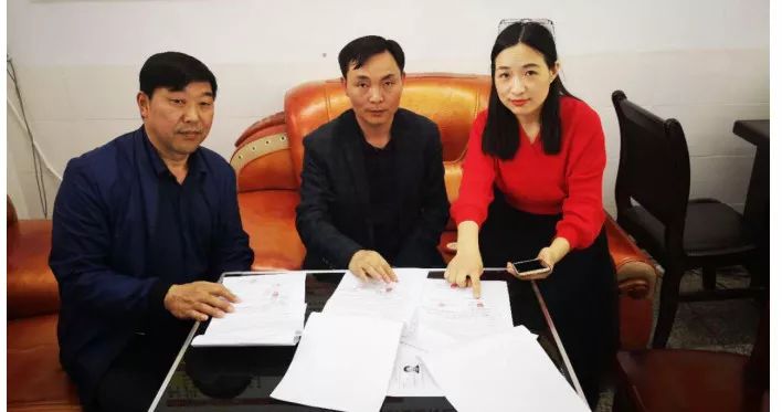 航特科技真情扶贫助学公益活动,用心铺筑寒门学子成才路 航特科技真情扶贫助学公益活动,用心铺筑寒门学子成才路