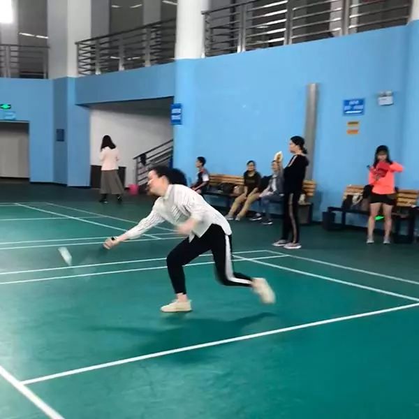 激情飞扬,谁羽争锋—航特科技首届羽毛球赛圆满成功!